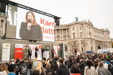 Heldenplatz